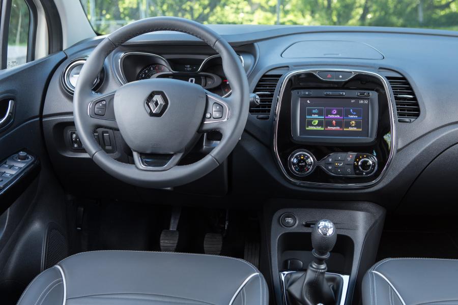 Торпедо Renault Captur 2016 года  (LA) (фото 28 из 43)